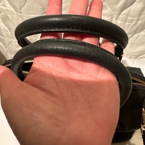 AUTHENTIC MCM LEATHER 2 WAY CROSSBODY BLACK - Picture 13 of 16